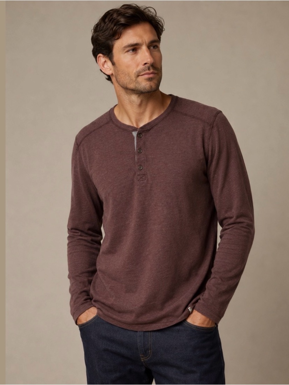 Eddie Bauer sz M-L Long Sleeve maroon Thermal Henley